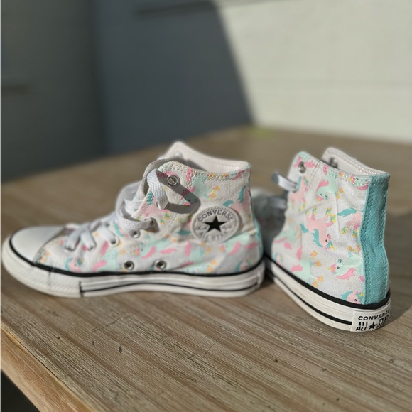 Youth unicorn converse high top - Picture 2 of 3